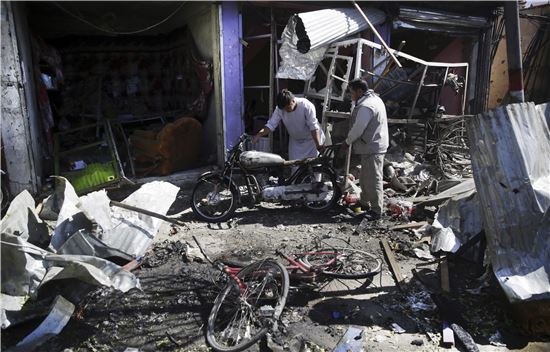 아프간 카불서 차량 폭탄테러, 24명 사망 "지도부 노린 듯"