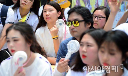 폭염 속 너도나도 손풍기…안전사고 피하는 필수 노하우