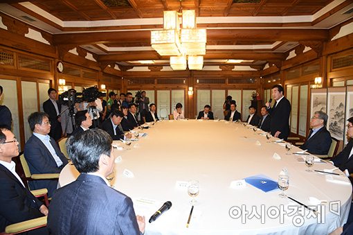 [포토]이낙연 총리, 평창 동계올림픽 관계 기관장 간담회