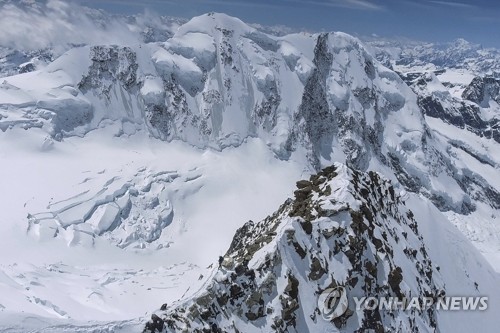 알프스 산맥 몽블랑 산에서 30대 한국 남성 1명 실종