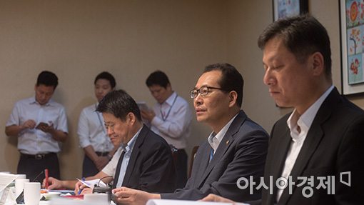 [포토]농축산물 가격급등, 긴급 물가관계차관회의 소집