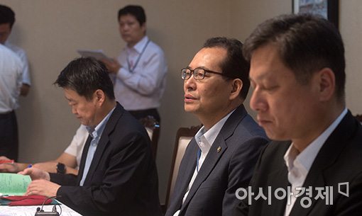 물가 경악·소득 허탈·실업 한숨…더위먹은 서민경제