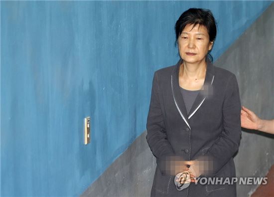 이재용 “박근혜, 'JTBC는 이적단체'라고 흥분하며 얼굴 빨개져"