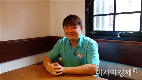 [성공 DNA-온라인몰 CEO]"대중의 스트릿패션 선택 폭 넓혀야죠"