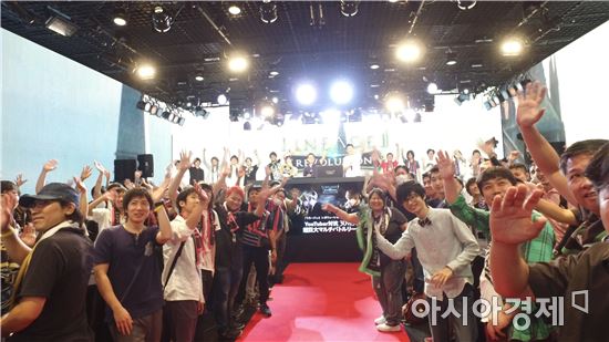 넷마블이 지난달 22일 개최한 '리니지2 레볼루션' 요새전 대회 모습