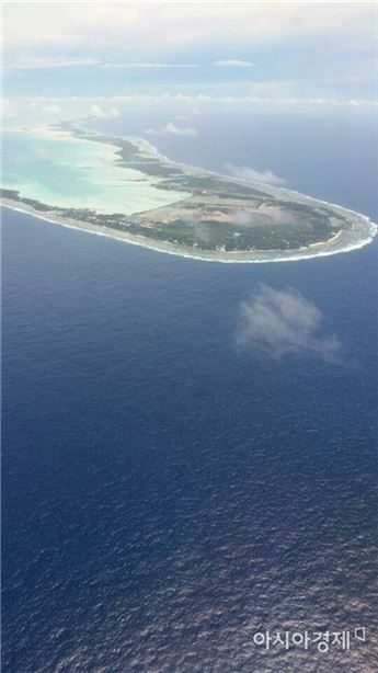 ▲키리바시 또한 산호초 섬으로 해수면 상승으로 잠길 위기에 있는 나라이다.[사진제공=피지 대한민국 대사관 박상태 서기관]