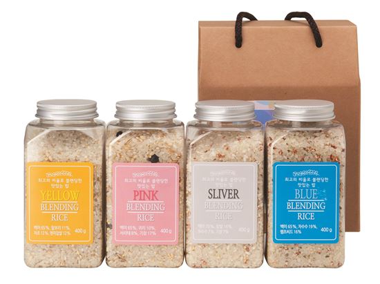 AK플라자, '수능 D-100' 건기식·견과류 최고 70% 할인