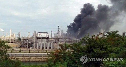 여수산단 GS칼텍스 공장서 불…현재 인명피해 없어