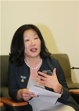 [성평등이 미래다②]소재향 세계은행 국장 "성평등은 남녀 모두에 혜택"