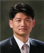 정원 건국대학교 방위사업학과 교수·변호사
