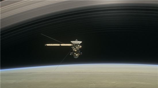 ▲카시니 호는 지난달 15일 토성 대기권과 충돌해 임무를 종료했다.[사진제공=NASA]