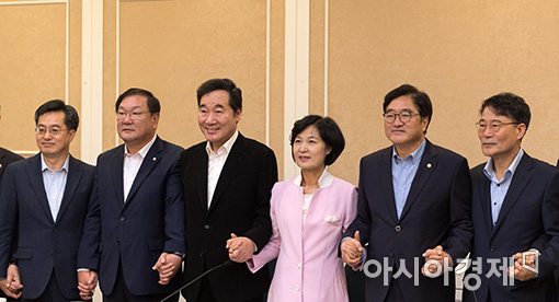 당정청 "살충제 계란, 3일내 전수조사…검출시 기준과 상관없이 전량폐기"(종합)