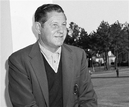 1936년 마스터스 초대 챔프 호턴 스미스의 그린재킷은 2013년 골프 관련 용품 경매 최고가인 68만2000달러에 팔렸다. 