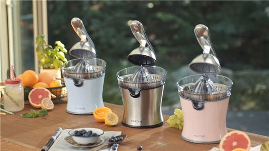 휴롬 '퀵 스퀴저' 출시…"갓 짜낸 천연비타민 주스"