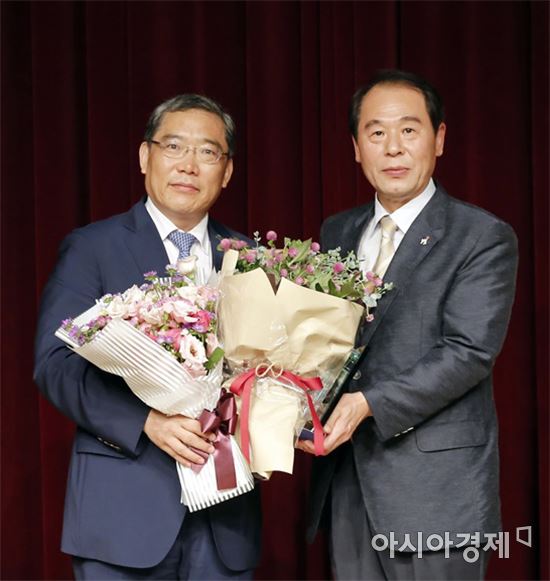 전남대병원 5·18의료활동집 '5·18언론상’수상