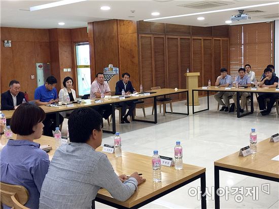 롯데, 기업문화위원회 개최…"현장·직원 목소리 우선 듣는다"