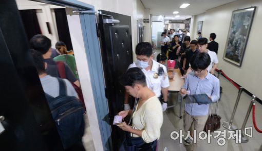 [포토]이재용 선고 공판 향한 관심