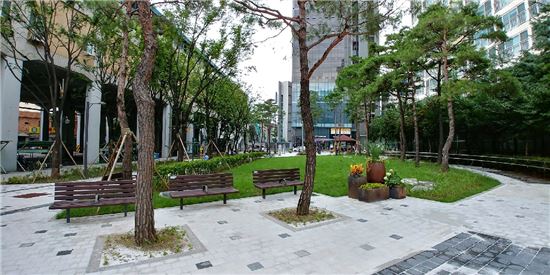 상언어린기공원 잔디광장 