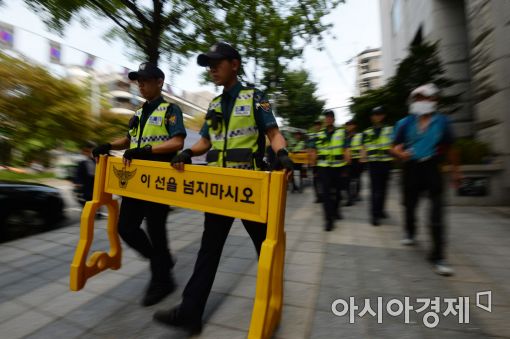 [이재용 운명의 날]삼성 직원들 "일이 손에 잡히지 않는다"…법원 '초긴장'