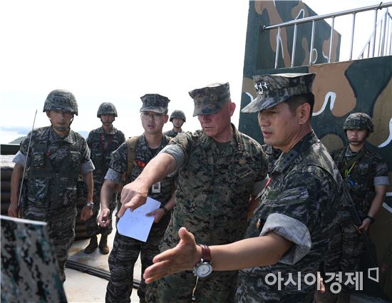 한미해병대 지휘관 서북도서 최전방 방문