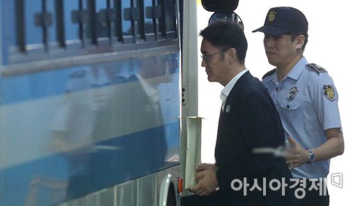 '이재용 유죄' 뇌물수수 혐의 박근혜는?