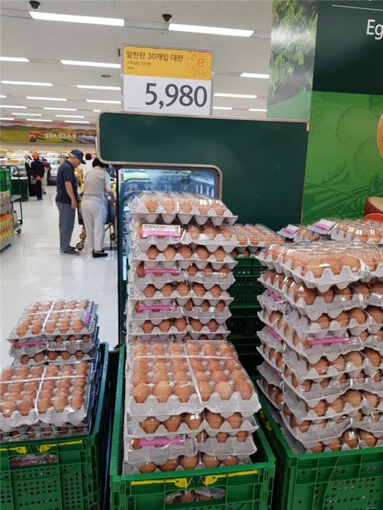 이마트 계란한판 가격 6000원 '붕괴' 
