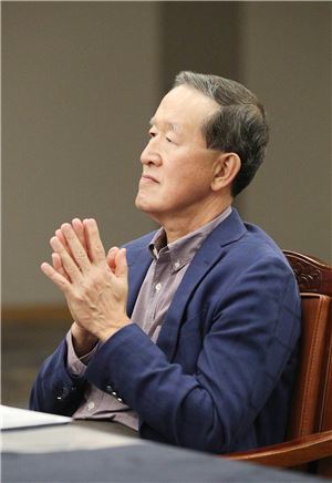 ▲지난 25일과 26일 양일간 강원도 춘천 엘리시안 리조트에서 열린 ' GS 최고경영자 전략회의'에 참석한 허창수 GS 회장