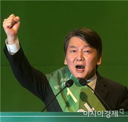안철수 "호남KTX 예산 95%↓…文정부, 해도해도 너무해"