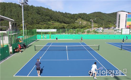 진도군, 국제 규격 테니스장 ‘하드 코트' 개장