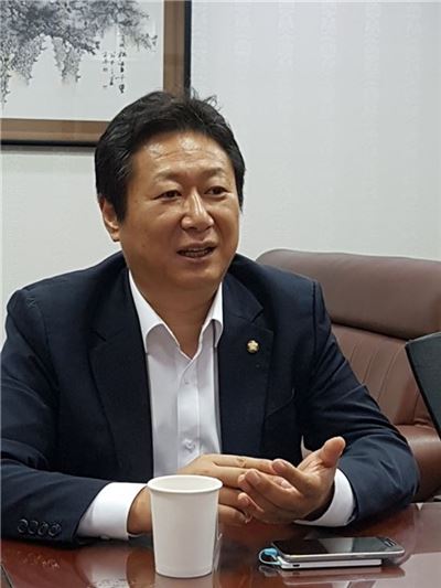 "AI 등 활용 도시재생뉴딜 안착..스마트시티와 연계 필요"