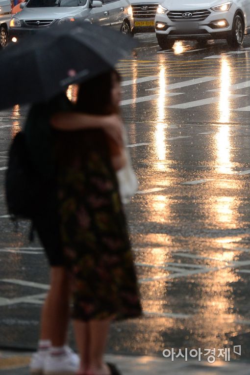 [포토]빗속 로맨스