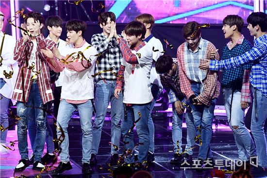 YMC "워너원 사생팬 논란, 직원 관련 없어"(공식입장)