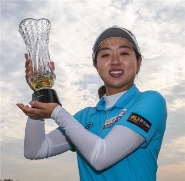 이솔라 "내가 2부 투어 넘버 1"