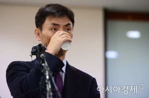 [포토]속타는 박성진 후보자