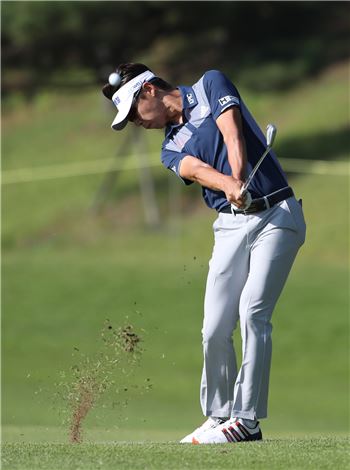 최진호의 5언더파 "2승 사냥 GO~"