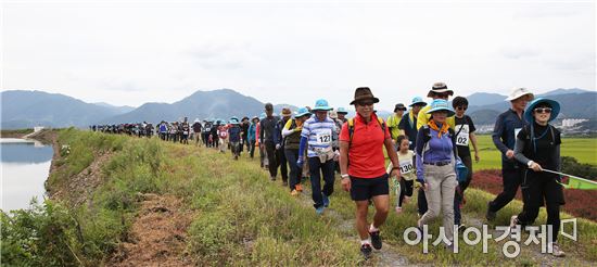 구례군, ‘엄홍길과 함께하는 지리산 트레킹’ 성료