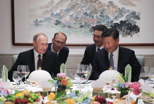 [포토] 시진핑-푸틴, "한반도 비핵화 유지해야"