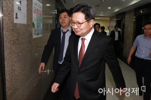 [포토]서부고용노동지청에 모습 드러낸 김장겸 MBC 사장