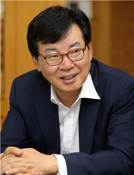 김성 장흥군수, 2년 연속 ‘자랑스런 대한국민대상’ 수상