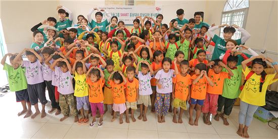 [포토]하나금융지주, 캄보디아서 행복한 금융 전파에 앞장