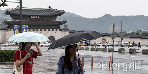 [포토]가을비 내리는 도심
