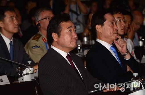 [포토]서울안보대화 참석한 이낙연·송영무