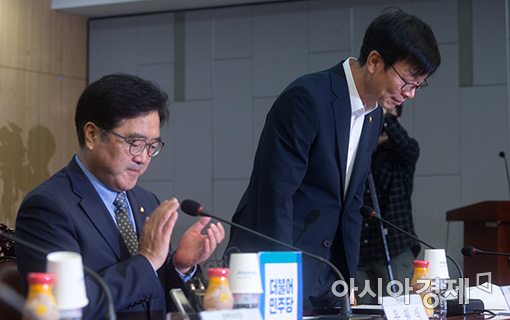 [포토]고개숙인 김상조 공정위원장