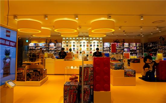 레고코리아 "롯데百 부산본점에 레고스토어 4호점 오픈"