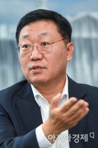 [아시아초대석]"수수료의 시대 끝났다, 자산관리 명가 건설"