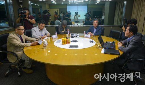 [포토]한자리에 모인 신고리원전 공론화위원-검증위원