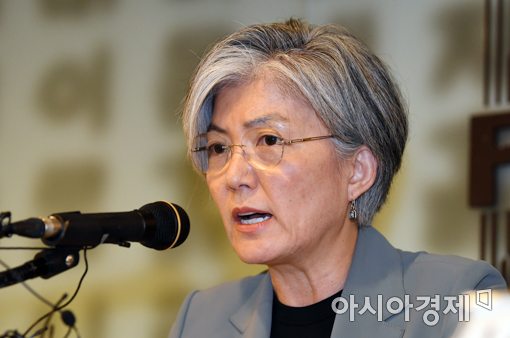 [포토]외신기자 브리핑 참석한 강경화 장관