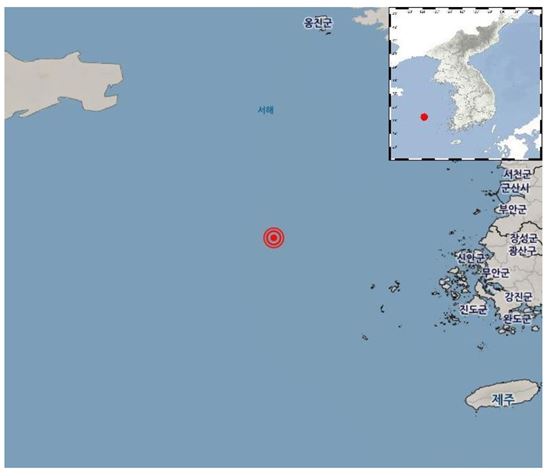 기상청은 11일 오후 5시25분쯤 전남 신안군 흑산면 서북서쪽 139㎞ 해역에서 규모 3.2 지진이 발생했다고 밝혔다. (사진=기상청 홈페이지 캡처)