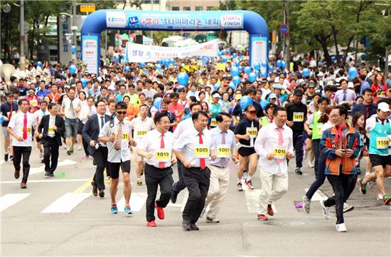 서리풀축제,넥타이마라톤축제,허수아비축제 등 ‘축제' 풍성 