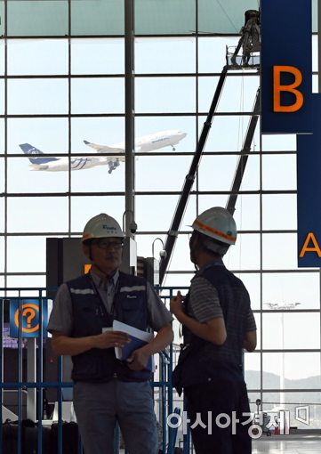 [포토]운영점검 나선 인천공항 제2여객터미널